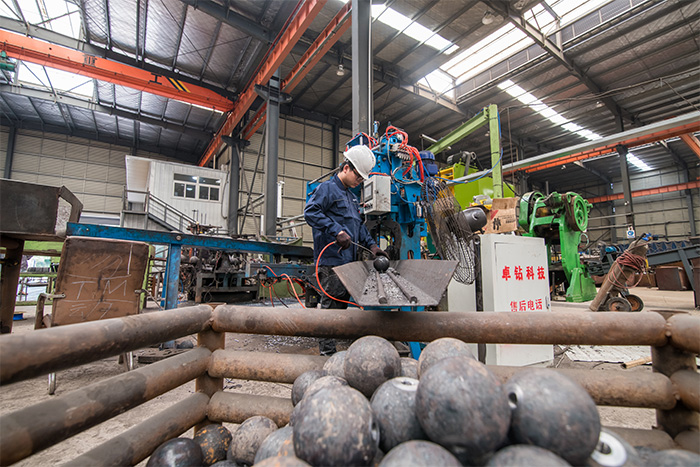 永济网架配件-螺栓球加工车间